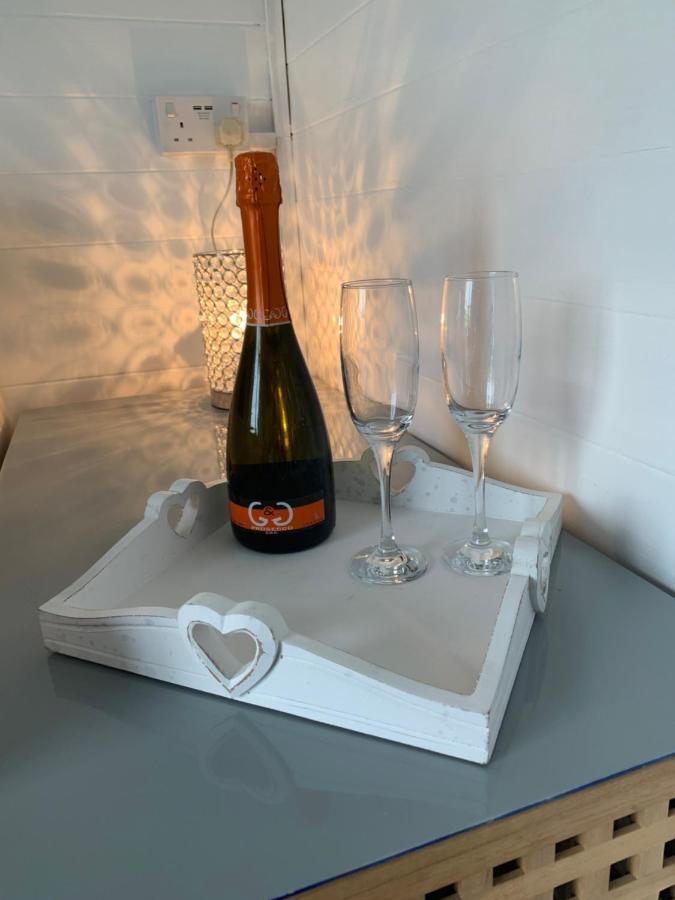 Dolafon Farm Luxury Glamping Cabin With Hot Tub St Asaph Luaran gambar